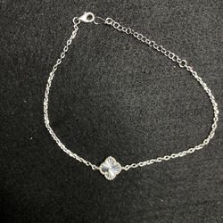 925 Silver Single Clover Bracelet 