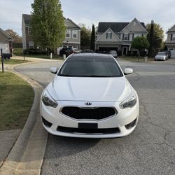 2014 KIA Cadenza