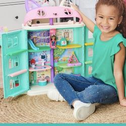 Pre-owned Gabby's Dollhouse, Purrfect Dollhouse 2-Foot Tall Playset with Sounds,