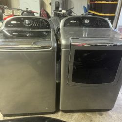 Whirlpool Washer And Dryer Set