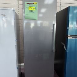 Samsung 11.4 cu. ft. Capacity Convertible Upright Freezer rz11m7074sa