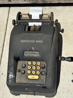Vintage 1940s Remington Rand adding machine  