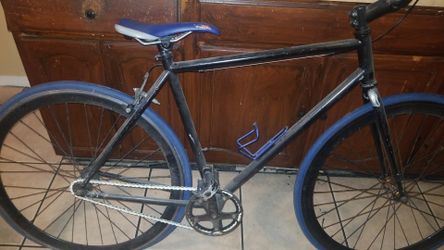 Blue fixie
