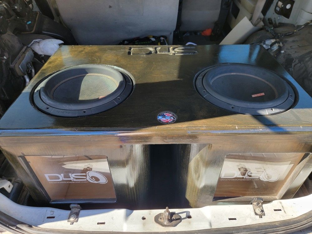 Memphis Mojo 12's + Box