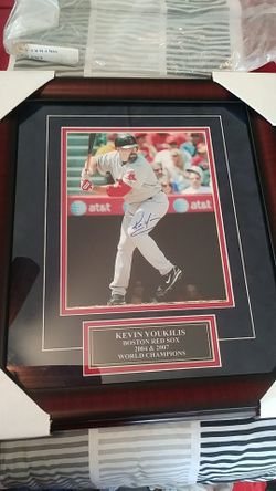 16 by 18 Kevin Youkilis signed picture