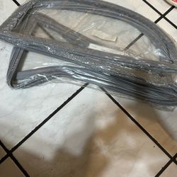 (contact info removed)6-00 Traulsen Gasket Offset 1/2D 132D Easy C Genuine OEM TR(contact info removed)6-00