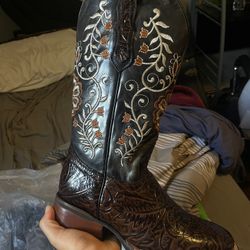 Los Compadres Women Square Toe boots 6.5 