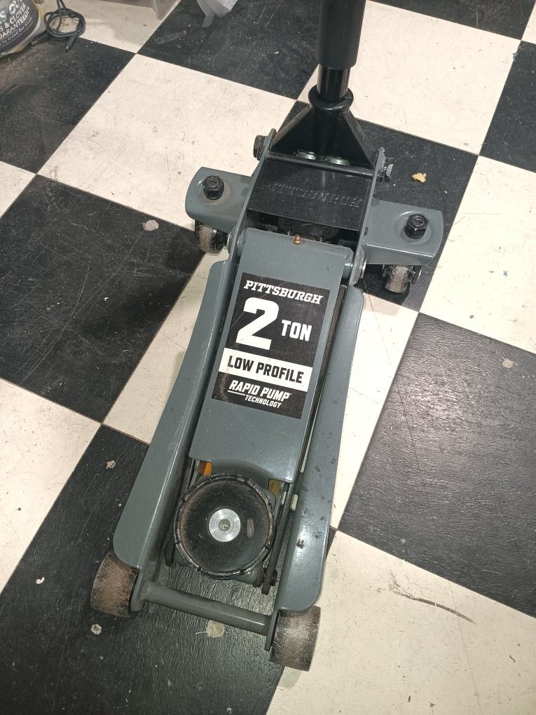 Floor Jack 2 Ton Low Profile