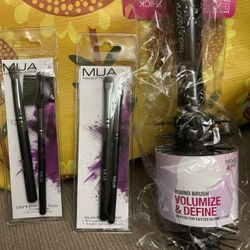 Set Of Brush Makeup 💄 Brushes  📦 1