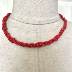 Red Seed Beaded Twisted Necklace 