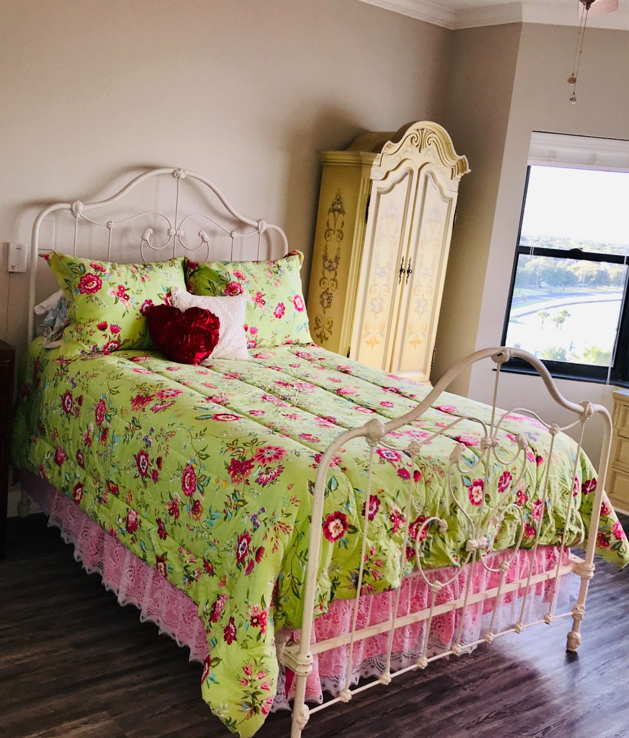 Antique Iron Full Size Bed Frame