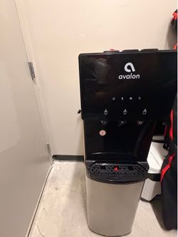Avalon water dispenser