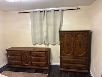Matching Sumter Cabinet Co. Solid Oak Bedroom Set - American Made - Excellent Condition