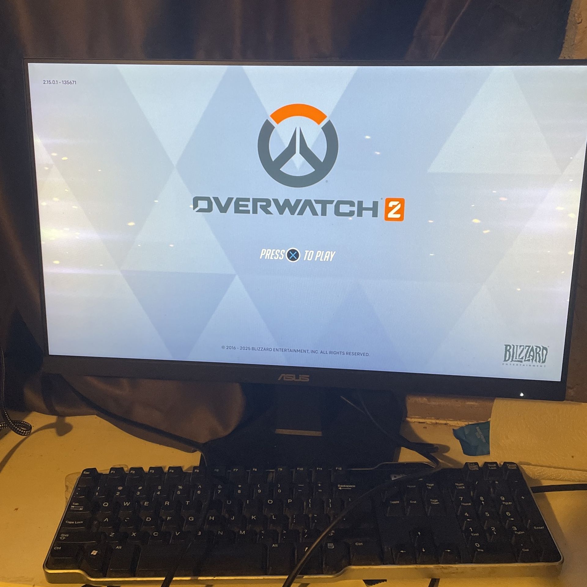 100 Hz Monitor