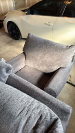 Couch and end table set