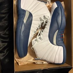 Size 11 French blue