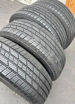 265 70 17 Bridgestone tires Con 80% de Vida Las 4