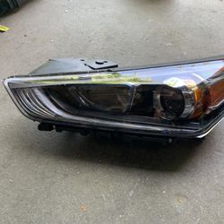 Hyundai Ioniq Driver Headlight