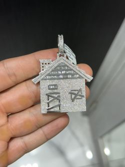 Trap House Pendant 💎