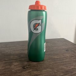 Green Gatorade Water Bottle, 32 Oz 
