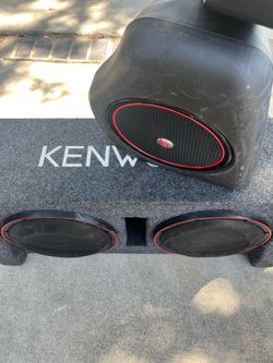 A sub and speaker.