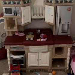 Play Kitchen