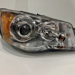 2008 - 2016 CHRYSLER TOWN & COUNTRY RIGHT RH PASSENGER HEADLIGHT XENON HID OEM