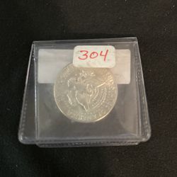 1968d Kennedy Half UNC 40% Silver SHOOT ME A PRICEY 