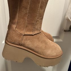 New UGG Boots Size 9