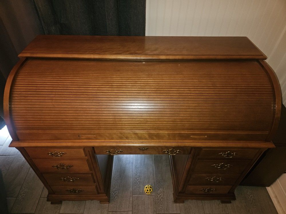 solid wood roll top desk