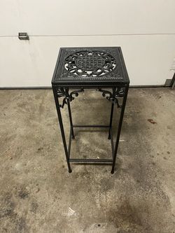 Vintage Black Cast Iron Plant Stand Pedestal Table just refinished