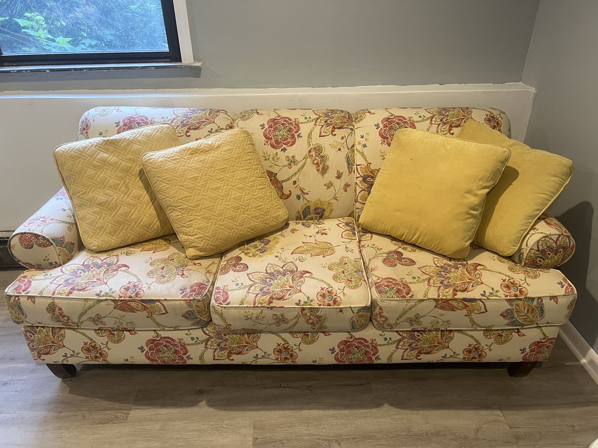 Floral Couch 