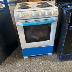 24” White Electric Stove
