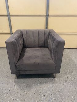 Single sofa