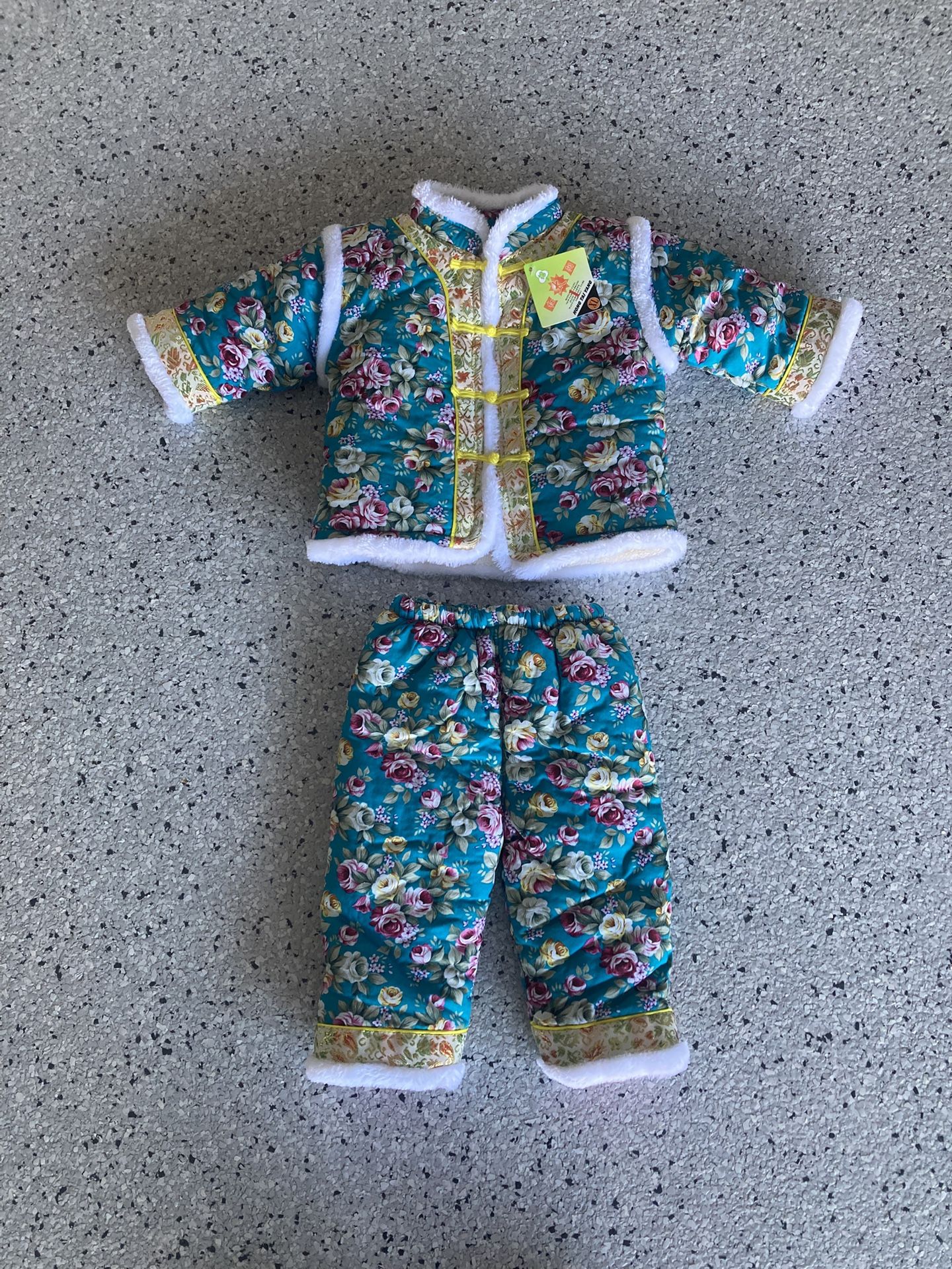 Kids/ Child’s, Asian/ Oriental, Winter Puffer, Fleece Lined Outfit. New w/ Tags