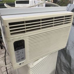 LG 8,000 BTU Window Air Conditioner w/ Remote