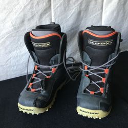 Boots !! Kamooks Salomon Snow Boots Size 10 Unisex!!