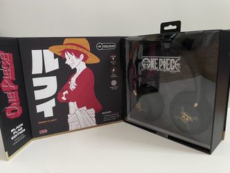 One Piece Wireless Headphones
