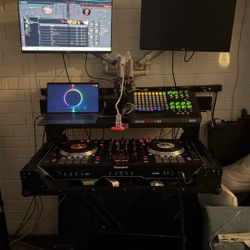 NuMark NS7ii  Serato Dj Equipment