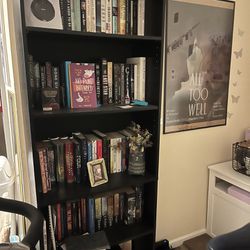 Bookshelf (books not included)