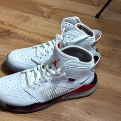 Nike Jordan Mars 270 Fire Red