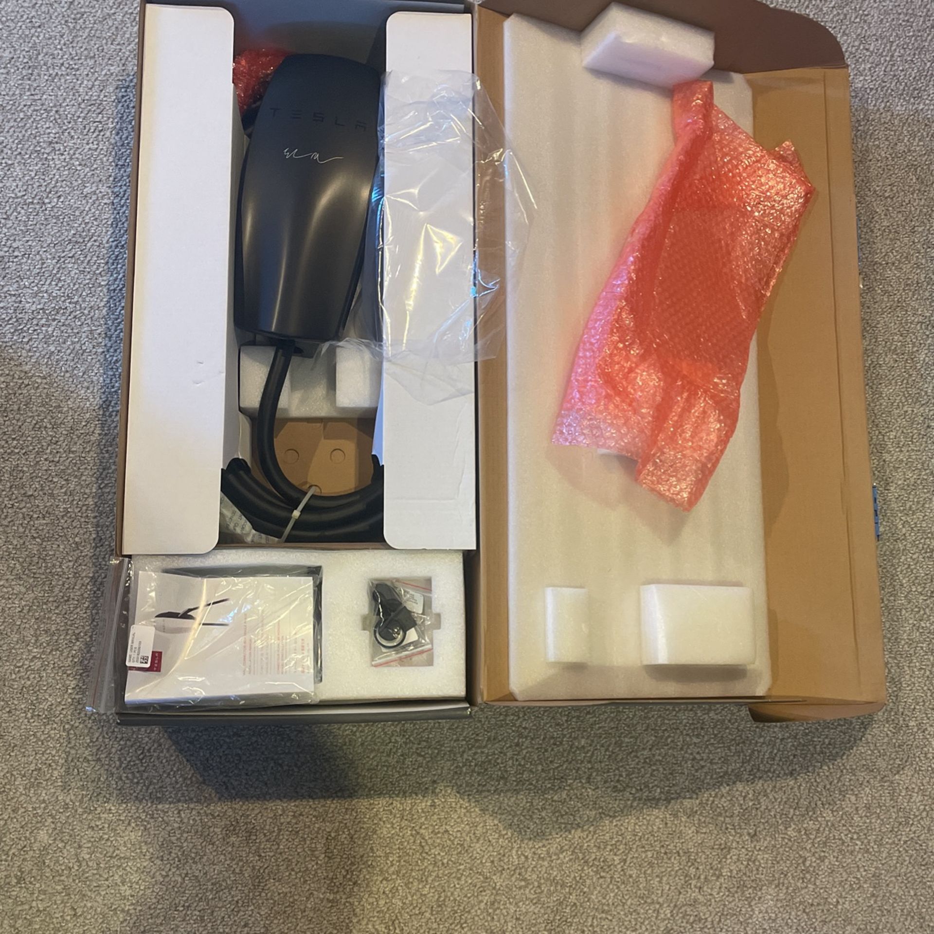 Elon Musk Signature Tesla Gen 2 Wall Connector 80A Charger