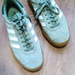 Women's Adidas Gazelle Bold Athletic Shoes 