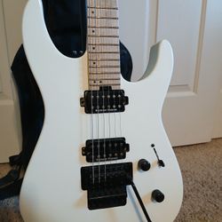 Jackson - DK2M (Mexico) w/EB Amp Bag