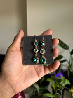 Women’s Earrings