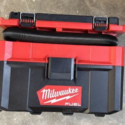 Milwaukee Vacuum 