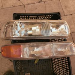 Headlight And Signal Light For Chevy Silverado 