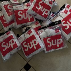 One Size Fit All Supreme Socks 
