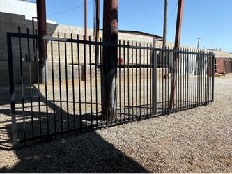 Gate