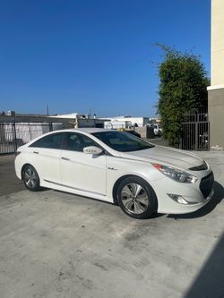 2013 Hyundai Sonata Hybrid